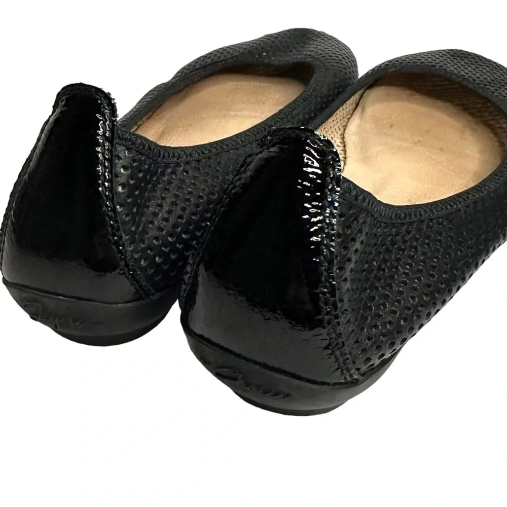 Hispanitas Soho Black Leather Perforated Round Toe Cheryl Ballet Flats Size 6.5 - Picture 6 of 8